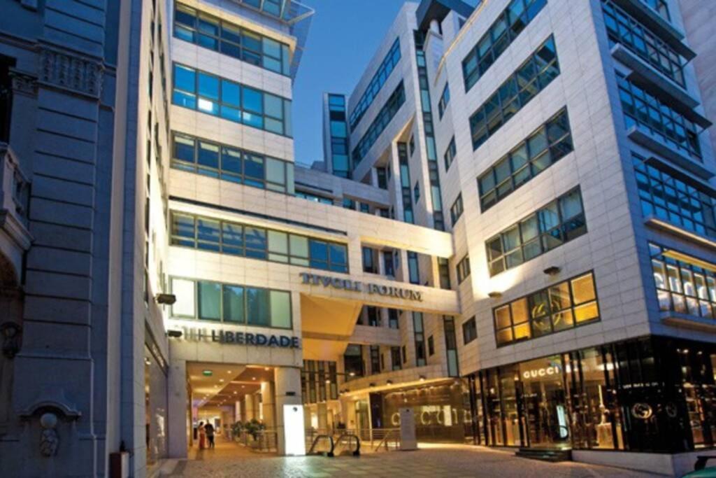Av. Da Liberdade Comfortable Apt With Balcony Lisboa المظهر الخارجي الصورة