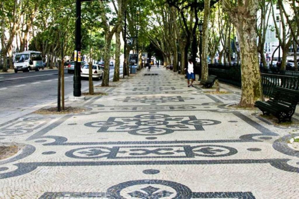 Av. Da Liberdade Comfortable Apt With Balcony Lisboa المظهر الخارجي الصورة